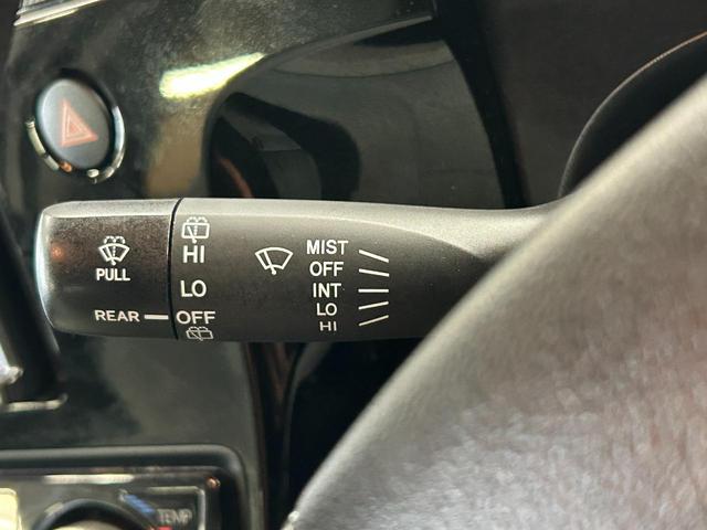 アクア L 禁煙車・トヨタセーフティセンス・社外ナビ(CN-E310D)・バックモニター・Bluetooth・ETC・ステアリングリモコン・電動格納ミラー・スペアキー・レーンアシスト・衝突軽減ブレーキ・後期モデル(9枚目)