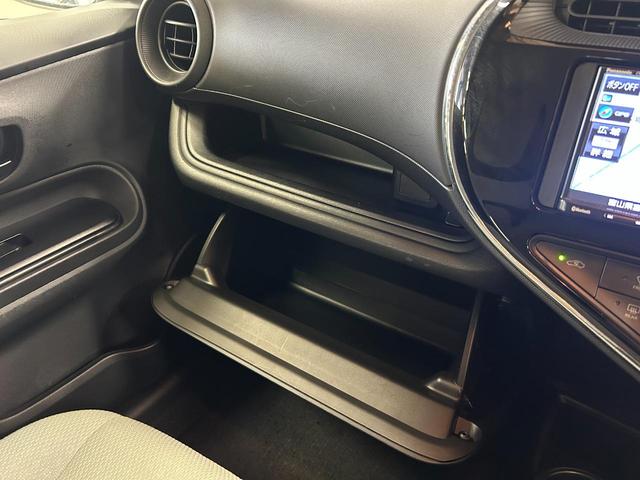 アクア L 禁煙車・トヨタセーフティセンス・社外ナビ(CN-E310D)・バックモニター・Bluetooth・ETC・ステアリングリモコン・電動格納ミラー・スペアキー・レーンアシスト・衝突軽減ブレーキ・後期モデル(15枚目)