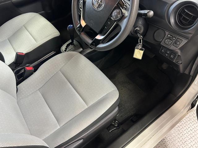 アクア L 禁煙車・トヨタセーフティセンス・社外ナビ(CN-E310D)・バックモニター・Bluetooth・ETC・ステアリングリモコン・電動格納ミラー・スペアキー・レーンアシスト・衝突軽減ブレーキ・後期モデル(34枚目)