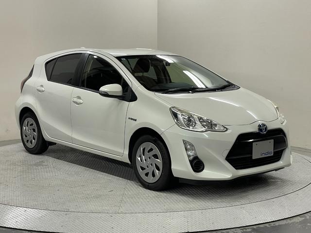 アクア S 禁煙車・スマートキー・プッシュスタート・パイオニアナビ(AVIC-RW03)・ETC・中期モデル・電動格納ミラー・オートライト(10枚目)