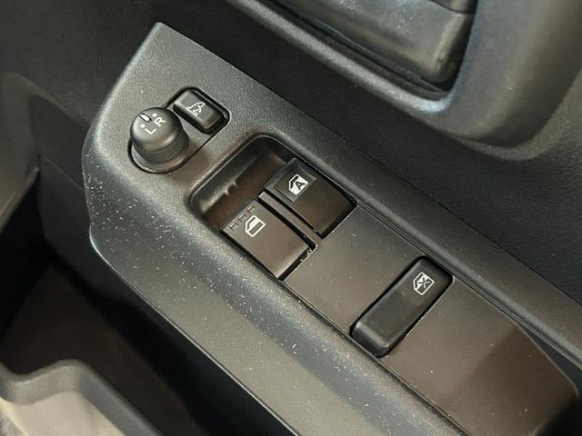 ハイゼットカーゴ クルーズ 買取車両・衝突軽減ブレーキ横滑り防止・クリアランスソナー・ETC・CDデッキ・キーレスエントリー・スペアキー・リアヒーター(22枚目)