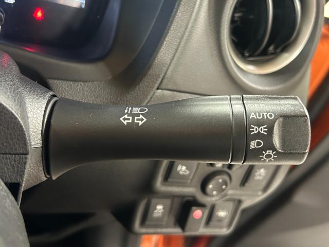 ノート e-パワー X 禁煙車・スマートキー・スペアキー・純正ナビ(MM516D-W)・アラウンドビューモニター・エマージェンシーブレーキ・デジタルインナーミラー・社外14インチアルミホイール・テレビキット(22枚目)