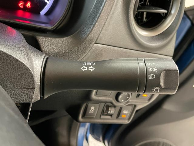 ノート Ｘ　ＦＯＵＲ　禁煙車・社外ナビ（ＡＶＩＣ－ＭＲＺ０９９）・スマートキー・スペアキー・アラウンドビューモニター・エマージェンシーブレーキ・レーンアシスト・ＥＴＣ・Ｂｌｕｅｔｏｏｔｈ・社外１５インチアルミホイール（19枚目）