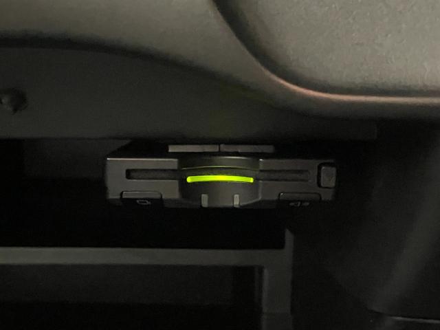 ノート Ｘ　ＦＯＵＲ　禁煙車・社外ナビ（ＡＶＩＣ－ＭＲＺ０９９）・スマートキー・スペアキー・アラウンドビューモニター・エマージェンシーブレーキ・レーンアシスト・ＥＴＣ・Ｂｌｕｅｔｏｏｔｈ・社外１５インチアルミホイール（34枚目）