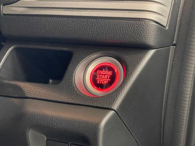 N-VAN ファン 届済未使用車・ホンダセンシング・ナビ装着用スペシャルパッケージ・スマートキー・スペアキー・LEDヘッドライト・充電用USBソケット・アダプティブクルーズコントロール・ステアリングリモコン(4枚目)