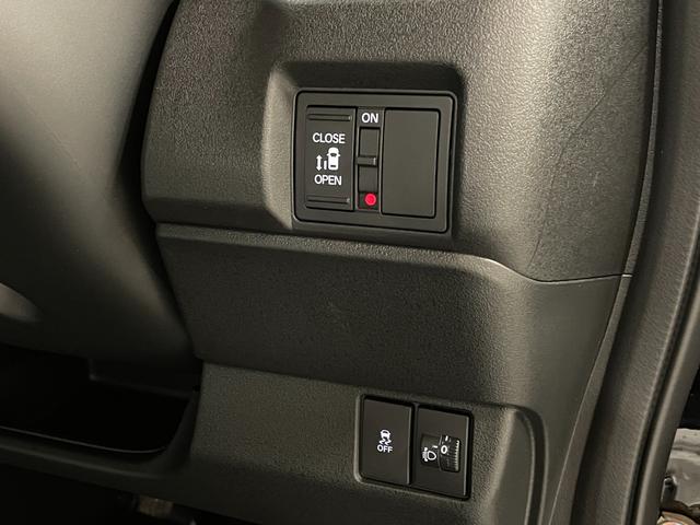 N-BOXカスタム ベースグレード 届出済未使用車・ホンダセンシング・スマートキー・スペアキー・前席シートヒーター・アダプティブクルーズコントロール・LEDヘッドライト・電動パーキングブレーキ・レーンキープアシスト(4枚目)