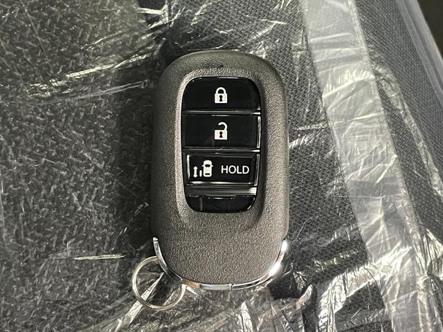 N-BOXカスタム ベースグレード 届出済未使用車・ホンダセンシング・スマートキー・スペアキー・前席シートヒーター・アダプティブクルーズコントロール・LEDヘッドライト・電動パーキングブレーキ・レーンキープアシスト(6枚目)