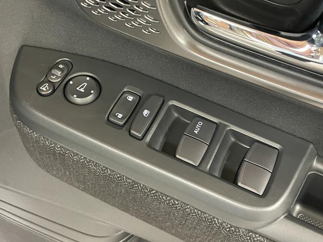 N-BOXカスタム ベースグレード 届出済未使用車・ホンダセンシング・スマートキー・スペアキー・前席シートヒーター・アダプティブクルーズコントロール・LEDヘッドライト・電動パーキングブレーキ・レーンキープアシスト(22枚目)