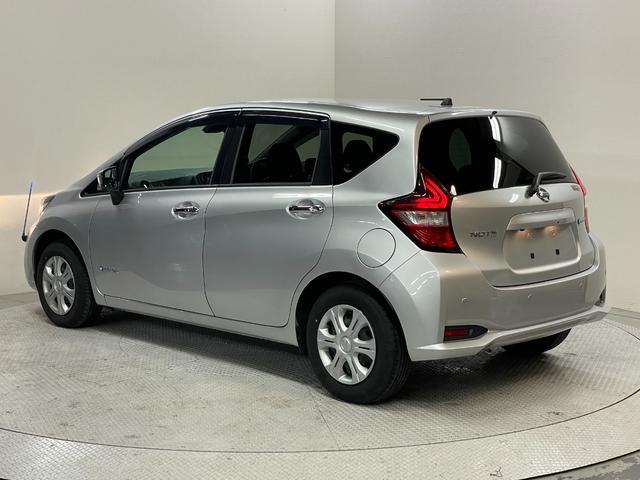 ノート 禁煙車・社外ナビ(AVN-LS02W)・バックモニター・Bluetooth・フルセグTV・ETC・ステアリングリモコン・電動格納ミラー・後期モデル(12枚目)