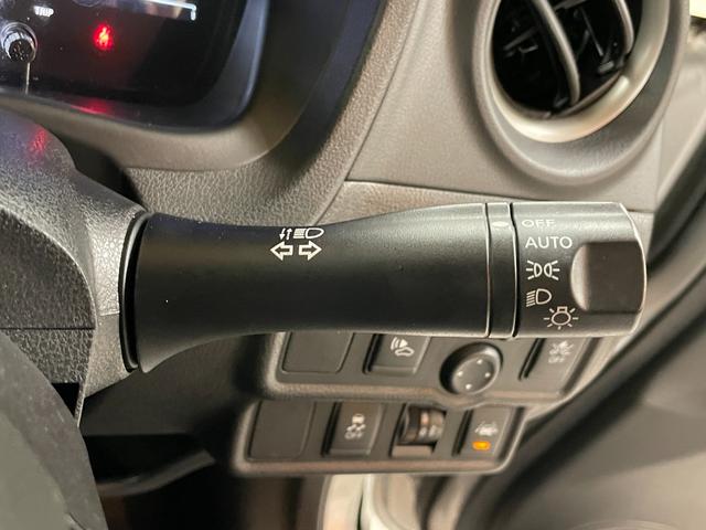 ノート 禁煙車・社外ナビ(AVN-LS02W)・バックモニター・Bluetooth・フルセグTV・ETC・ステアリングリモコン・電動格納ミラー・後期モデル(20枚目)