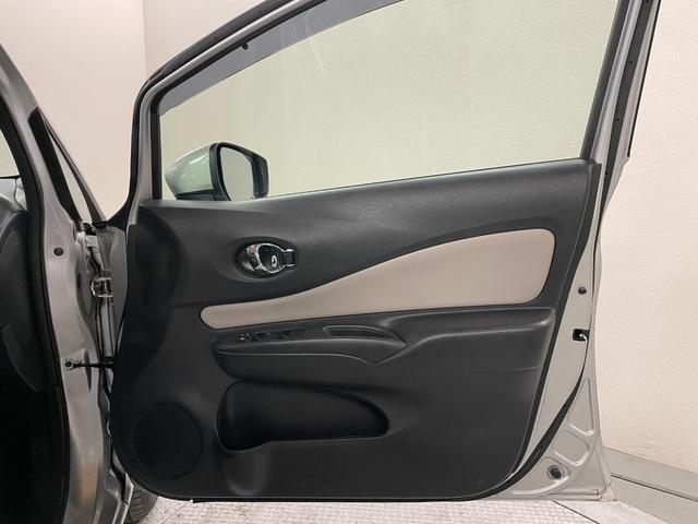 ノート 禁煙車・社外ナビ(AVN-LS02W)・バックモニター・Bluetooth・フルセグTV・ETC・ステアリングリモコン・電動格納ミラー・後期モデル(43枚目)
