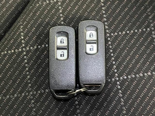 Ｎ－ＯＮＥ プレミアム　純正ナビ（ＶＸＭ－１５５ＶＳｉ）・バックモニター・スマートキー・スペアキー・Ｂｌｕｅｔｏｏｔｈ・ＨＩＤヘッドライト・純正１４インチアルミホイール・ステアリングリモコン・衝突軽減ブレーキ（9枚目）