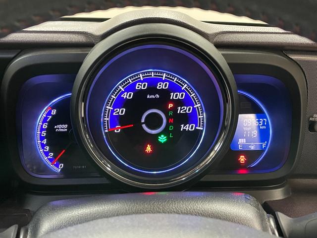 Ｎ－ＯＮＥ プレミアム　純正ナビ（ＶＸＭ－１５５ＶＳｉ）・バックモニター・スマートキー・スペアキー・Ｂｌｕｅｔｏｏｔｈ・ＨＩＤヘッドライト・純正１４インチアルミホイール・ステアリングリモコン・衝突軽減ブレーキ（21枚目）