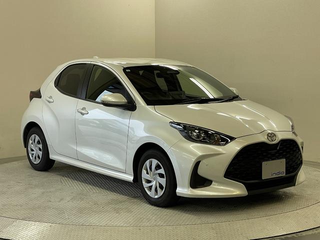 ヤリス X 禁煙車・純正ディスプレイオーディオ・ステアリングリモコン・トヨタセーフティセンス・バックモニター・スマートキー・ETC・LEDヘッドライト・HDMI出力・クリアランスソナー・レーンキープアシスト(9枚目)