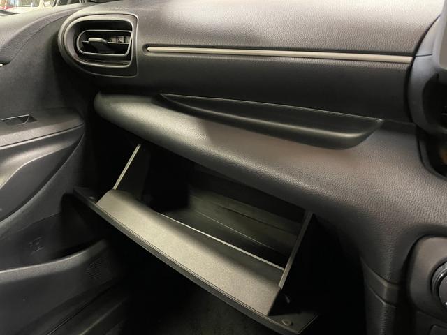 ヤリス X 禁煙車・純正ディスプレイオーディオ・ステアリングリモコン・トヨタセーフティセンス・バックモニター・スマートキー・ETC・LEDヘッドライト・HDMI出力・クリアランスソナー・レーンキープアシスト(22枚目)