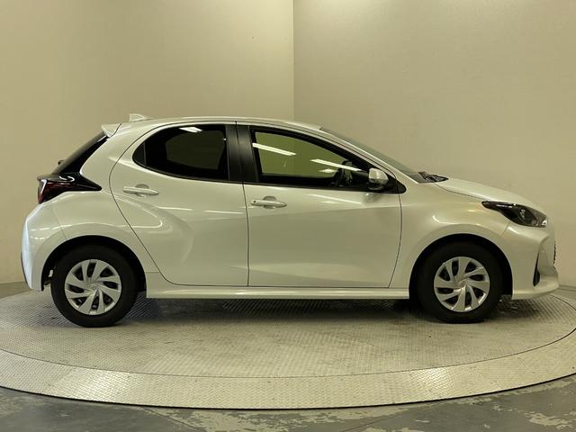 ヤリス X 禁煙車・純正ディスプレイオーディオ・ステアリングリモコン・トヨタセーフティセンス・バックモニター・スマートキー・ETC・LEDヘッドライト・HDMI出力・クリアランスソナー・レーンキープアシスト(25枚目)