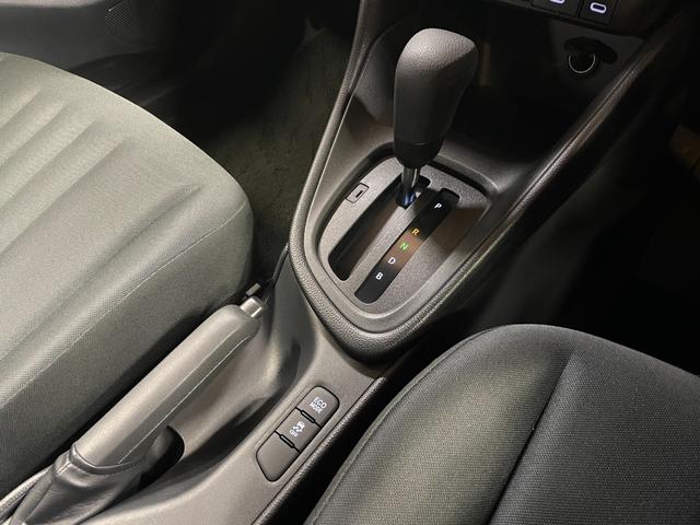 ヤリス X 禁煙車・純正ディスプレイオーディオ・ステアリングリモコン・トヨタセーフティセンス・バックモニター・スマートキー・ETC・LEDヘッドライト・HDMI出力・クリアランスソナー・レーンキープアシスト(28枚目)