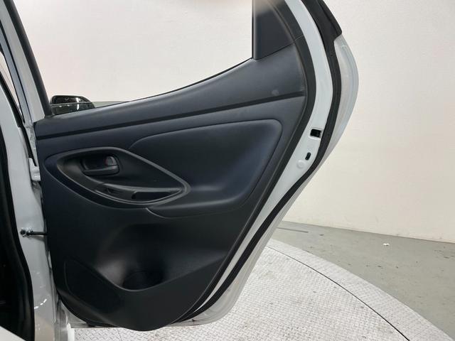 ヤリス X 禁煙車・純正ディスプレイオーディオ・ステアリングリモコン・トヨタセーフティセンス・バックモニター・スマートキー・ETC・LEDヘッドライト・HDMI出力・クリアランスソナー・レーンキープアシスト(36枚目)