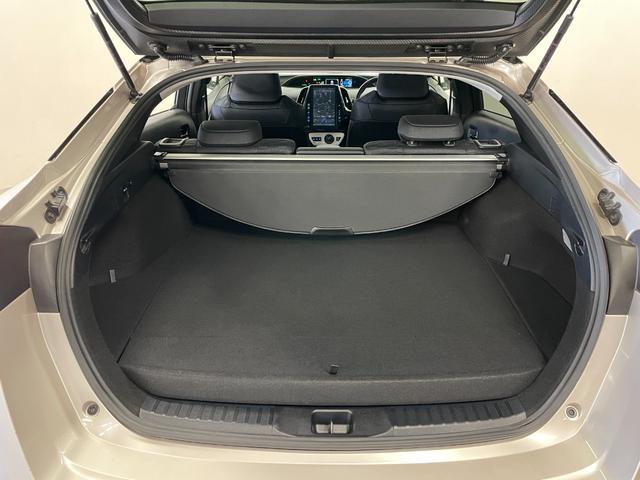 プリウスPHV A 禁煙車・ワンオーナー・純正11.6インチナビ・バックモニター・ルーフキャリア・シートヒーター・ETC・スマートキー・スペアキー・トヨタセーフティセンス・1500W給電・アダプティブクルーズコントロール(17枚目)