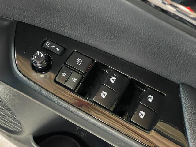 プリウスPHV A 禁煙車・ワンオーナー・純正11.6インチナビ・バックモニター・ルーフキャリア・シートヒーター・ETC・スマートキー・スペアキー・トヨタセーフティセンス・1500W給電・アダプティブクルーズコントロール(29枚目)