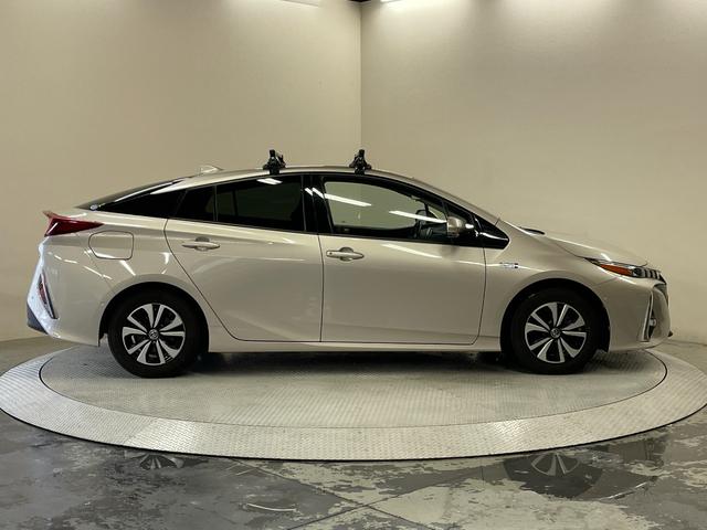 プリウスPHV A 禁煙車・ワンオーナー・純正11.6インチナビ・バックモニター・ルーフキャリア・シートヒーター・ETC・スマートキー・スペアキー・トヨタセーフティセンス・1500W給電・アダプティブクルーズコントロール(41枚目)