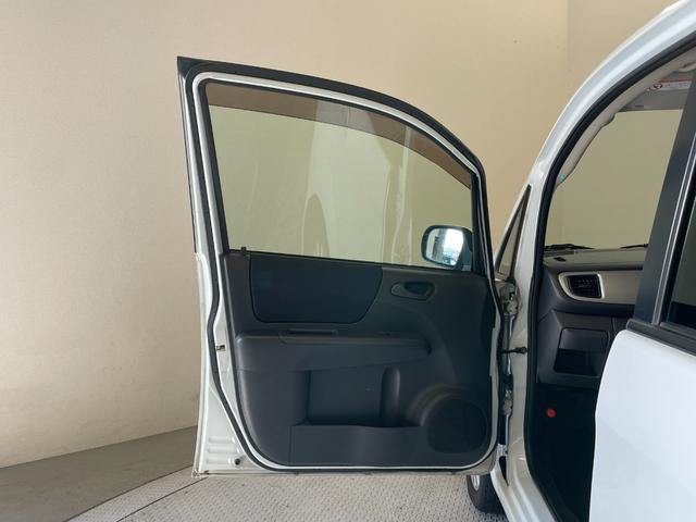 ステラ カスタムRリミテッド スマートキー・純正アルミホイール・買取車両・HIDヘッドライト・電動格納ミラー(37枚目)