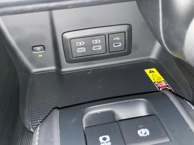 ハリアー G モデリスタエアロ・トヨタセーフティセンス・デジタル-coミラー・ワイヤレス充電・BSM・純正12.3型ディスプレイ・T-Connect・バックモニター・パワーシート・パワーバックドア・ETC2.0(7枚目)