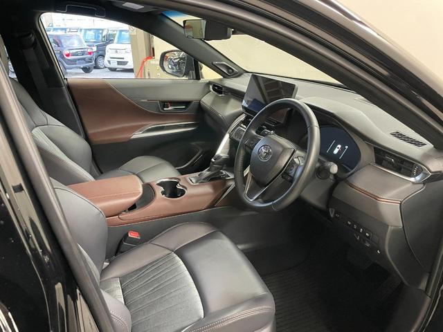 ハリアー Z レーダークルコン 電動格納ミラー BTオーディオ ソナー レーンアシスト 盗難防止 Aライト 運転席パワーシート 地デジ 横滑防止装置 リアビューカメラ ヘッドライトLED Wエアバッグ キーレス(13枚目)