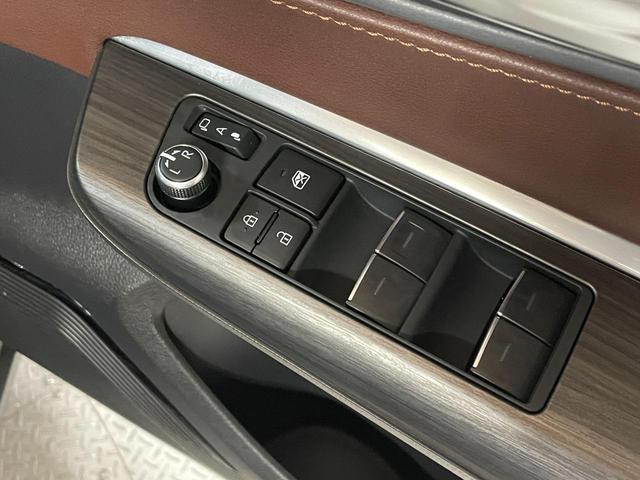 ハリアー Z レーダークルコン 電動格納ミラー BTオーディオ ソナー レーンアシスト 盗難防止 Aライト 運転席パワーシート 地デジ 横滑防止装置 リアビューカメラ ヘッドライトLED Wエアバッグ キーレス(26枚目)