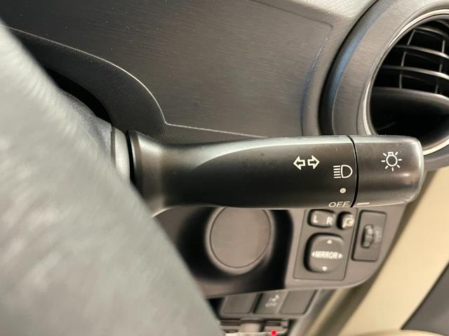 アクア G 禁煙 デュアルエアバック I-STOP 衝突安全ボディ パワーウィンドウ 1オーナ- ESC ATエアコン ABS パワーステアリング 運転席エアバッグ キーレススタートシステム ETC(13枚目)