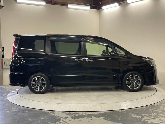 ノア Ｓｉ　ダブルバイビー　禁煙車・トヨタセーフティセンス・社外ナビ（ＡＶＩＣ－ＲＺ８０２）・バックモニター・スマートキー・両側パワースライドドア・ＥＴＣ・ＬＥＤヘッドライト・クルーズコントロール・後席シートバックテーブル（20枚目）