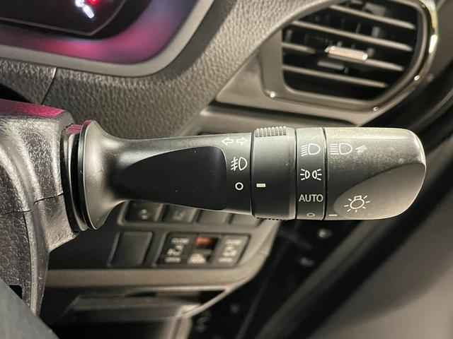 ノア Ｓｉ　ダブルバイビー　禁煙車・トヨタセーフティセンス・社外ナビ（ＡＶＩＣ－ＲＺ８０２）・バックモニター・スマートキー・両側パワースライドドア・ＥＴＣ・ＬＥＤヘッドライト・クルーズコントロール・後席シートバックテーブル（25枚目）