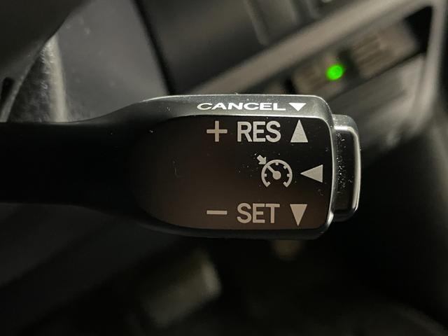 ノア Ｓｉ　ダブルバイビー　禁煙車・トヨタセーフティセンス・社外ナビ（ＡＶＩＣ－ＲＺ８０２）・バックモニター・スマートキー・両側パワースライドドア・ＥＴＣ・ＬＥＤヘッドライト・クルーズコントロール・後席シートバックテーブル（26枚目）