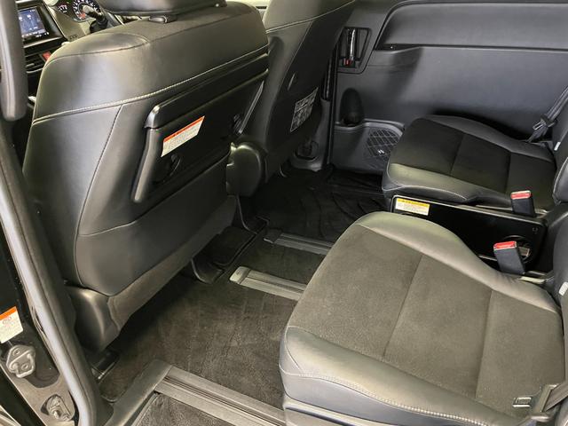 ノア Ｓｉ　ダブルバイビー　禁煙車・トヨタセーフティセンス・社外ナビ（ＡＶＩＣ－ＲＺ８０２）・バックモニター・スマートキー・両側パワースライドドア・ＥＴＣ・ＬＥＤヘッドライト・クルーズコントロール・後席シートバックテーブル（38枚目）