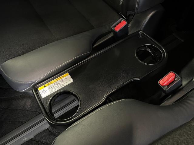 ノア Ｓｉ　ダブルバイビー　禁煙車・トヨタセーフティセンス・社外ナビ（ＡＶＩＣ－ＲＺ８０２）・バックモニター・スマートキー・両側パワースライドドア・ＥＴＣ・ＬＥＤヘッドライト・クルーズコントロール・後席シートバックテーブル（40枚目）