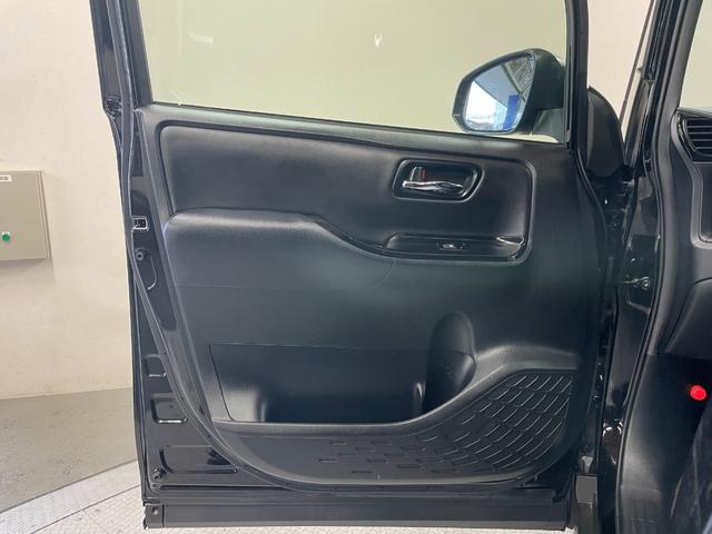 ノア Ｓｉ　ダブルバイビー　禁煙車・トヨタセーフティセンス・社外ナビ（ＡＶＩＣ－ＲＺ８０２）・バックモニター・スマートキー・両側パワースライドドア・ＥＴＣ・ＬＥＤヘッドライト・クルーズコントロール・後席シートバックテーブル（43枚目）