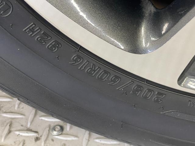 ノア Ｓｉ　ダブルバイビー　禁煙車・トヨタセーフティセンス・社外ナビ（ＡＶＩＣ－ＲＺ８０２）・バックモニター・スマートキー・両側パワースライドドア・ＥＴＣ・ＬＥＤヘッドライト・クルーズコントロール・後席シートバックテーブル（50枚目）