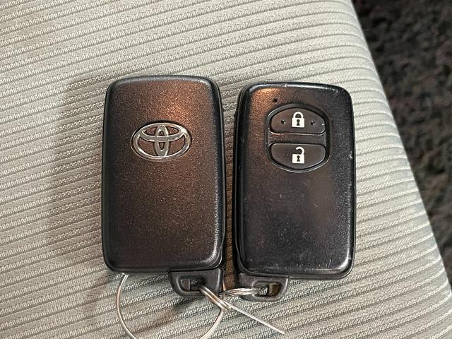 アクア Ｓ　スマートキー・スペアキー・純正ナビ（ＮＳＺＴ－Ｗ６２Ｇ）・バックモニター・フルセグＴＶ・Ｂｌｕｅｔｏｏｔｈ・オートライト・電動格納ミラー・ＥＴＣ・ステアリングリモコン・前期モデル（7枚目）