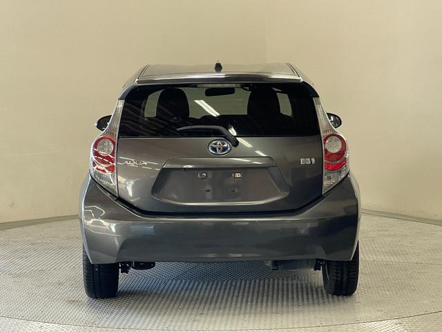 アクア Ｓ　スマートキー・スペアキー・純正ナビ（ＮＳＺＴ－Ｗ６２Ｇ）・バックモニター・フルセグＴＶ・Ｂｌｕｅｔｏｏｔｈ・オートライト・電動格納ミラー・ＥＴＣ・ステアリングリモコン・前期モデル（17枚目）