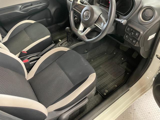 ノート X 社外ナビ(CN-RA04WD)・バックモニター・エマージェンシーブレーキ・ETC・スマートキー・スペアキー・レーンアシスト・オートライト・電動格納ミラー・Bluetooth(27枚目)