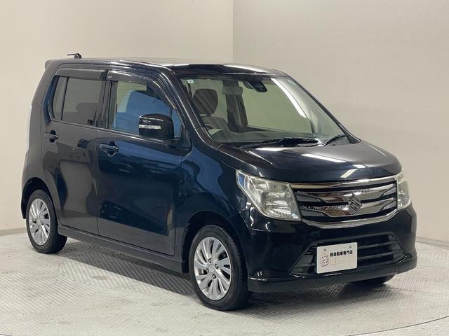 ワゴンR FZ レーダーブレーキサポート・社外ナビ(CN-R031Z)・スマートキー・スペアキー・シートヒーター・オートライト・電動格納ミラー・純正アルミホイール・ステアリングリモコン(9枚目)