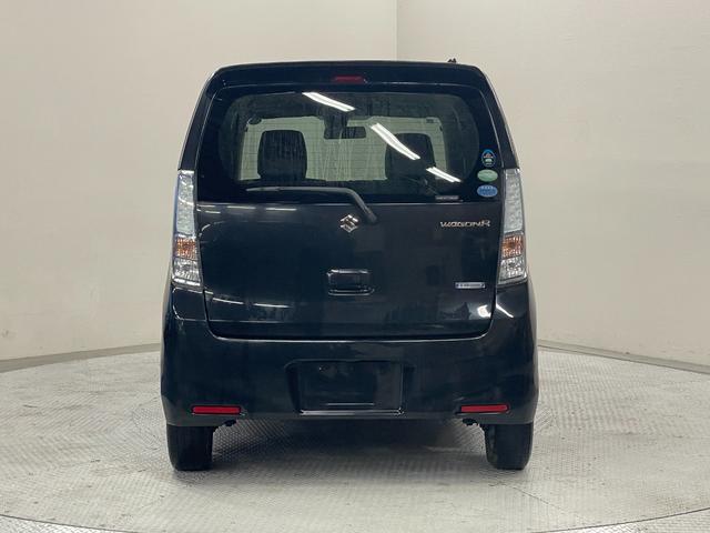 ワゴンR FZ レーダーブレーキサポート・社外ナビ(CN-R031Z)・スマートキー・スペアキー・シートヒーター・オートライト・電動格納ミラー・純正アルミホイール・ステアリングリモコン(17枚目)