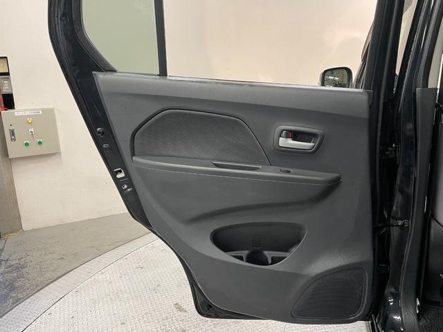 ワゴンR FZ レーダーブレーキサポート・社外ナビ(CN-R031Z)・スマートキー・スペアキー・シートヒーター・オートライト・電動格納ミラー・純正アルミホイール・ステアリングリモコン(38枚目)