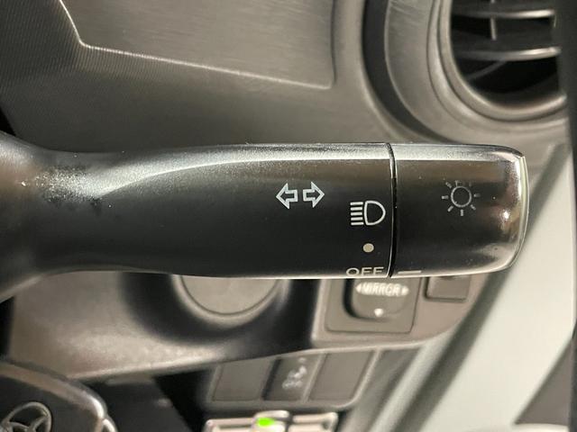 アクア S 純正ナビ(NSZT-W62G)・バックモニター・スペアキー・ETC・電動格納ミラー・Bluetooth・フルセグTV・ステアリングリモコン・前期モデル(24枚目)