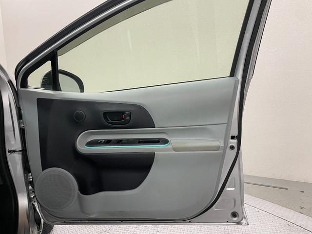 アクア S 純正ナビ(NSZT-W62G)・バックモニター・スペアキー・ETC・電動格納ミラー・Bluetooth・フルセグTV・ステアリングリモコン・前期モデル(38枚目)