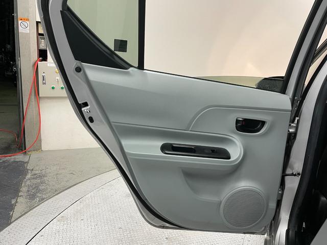 アクア S 純正ナビ(NSZT-W62G)・バックモニター・スペアキー・ETC・電動格納ミラー・Bluetooth・フルセグTV・ステアリングリモコン・前期モデル(39枚目)