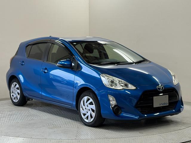 アクア Ｓ　スマートキー・スペアキー・純正ナビ（ＮＳＺＮ－Ｗ６４Ｔ）・バックモニター・電動格納ミラー・オートライト・ステアリングリモコン・Ｂｌｕｅｔｏｏｔｈ・フルセグＴＶ（9枚目）