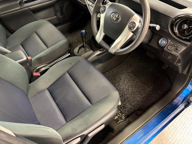 アクア Ｓ　スマートキー・スペアキー・純正ナビ（ＮＳＺＮ－Ｗ６４Ｔ）・バックモニター・電動格納ミラー・オートライト・ステアリングリモコン・Ｂｌｕｅｔｏｏｔｈ・フルセグＴＶ（31枚目）