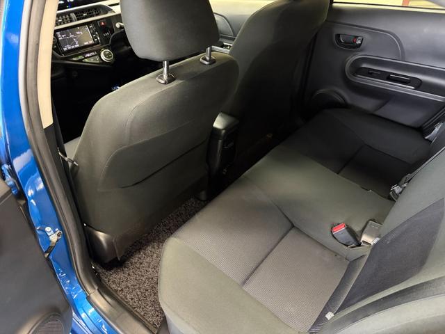 アクア Ｓ　スマートキー・スペアキー・純正ナビ（ＮＳＺＮ－Ｗ６４Ｔ）・バックモニター・電動格納ミラー・オートライト・ステアリングリモコン・Ｂｌｕｅｔｏｏｔｈ・フルセグＴＶ（35枚目）