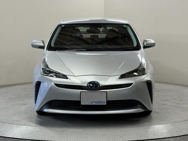 プリウス S 社外ナビ(CN-B301B)・バックモニター・スマートキー・スペアキー・トヨタセーフティセンス・LEDヘッドライト・レーダークルーズコントロール・社外15インチアルミホイール・新品夏タイヤ・前期モデル(8枚目)